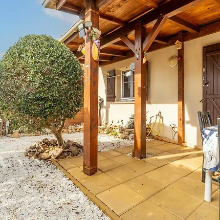 Appartement Avec Jardin Et Piscine
