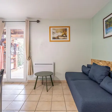 Avec Jardin Et Piscine Appartement *